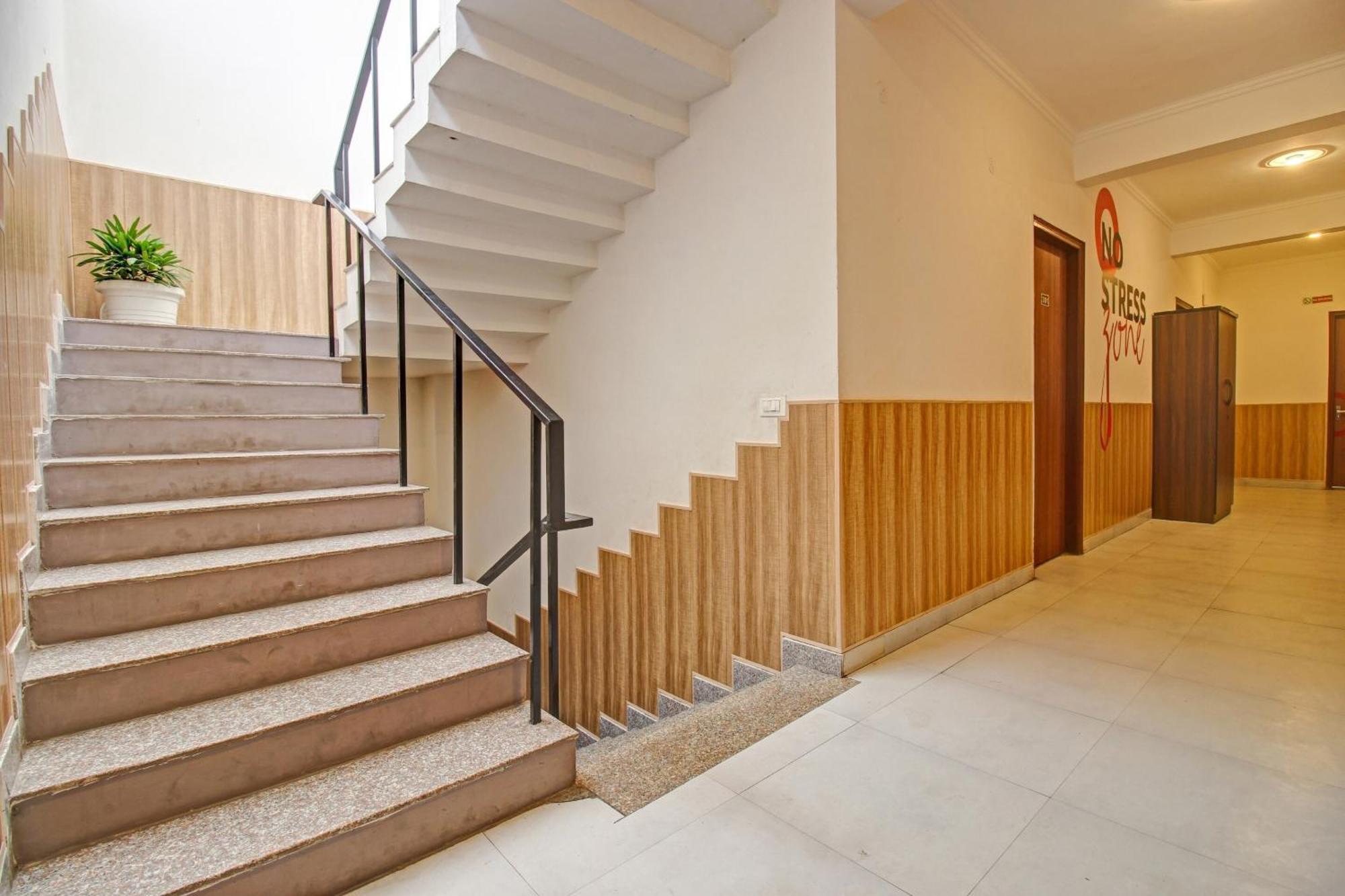 Super Townhouse Kachnar House Vikas Nagar Hotel Hasanganj Екстериор снимка
